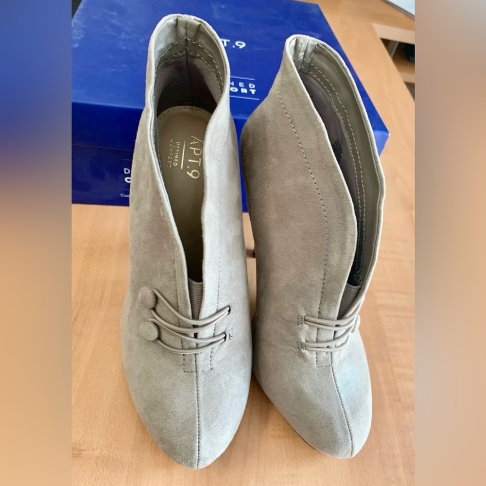 New Apt.9 high heels shoes woman’s size 7 1/2 with box - Picture 3 of 6
